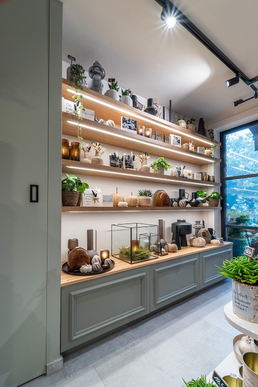 Etagères et meuble bas sur-mesure Hors Saison