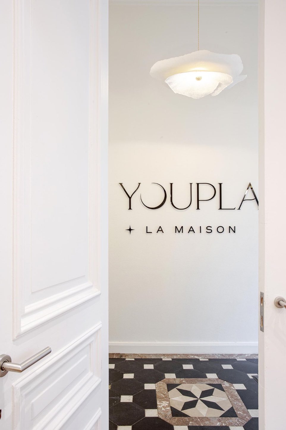 Hall d'entrée logo projet Youpla